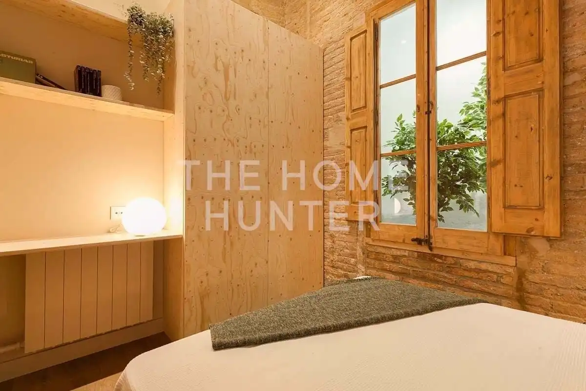 Schlafzimmer von Wohnung zum Verkauf in Barcelona mit Heizung, Privatgarten und Terrasse