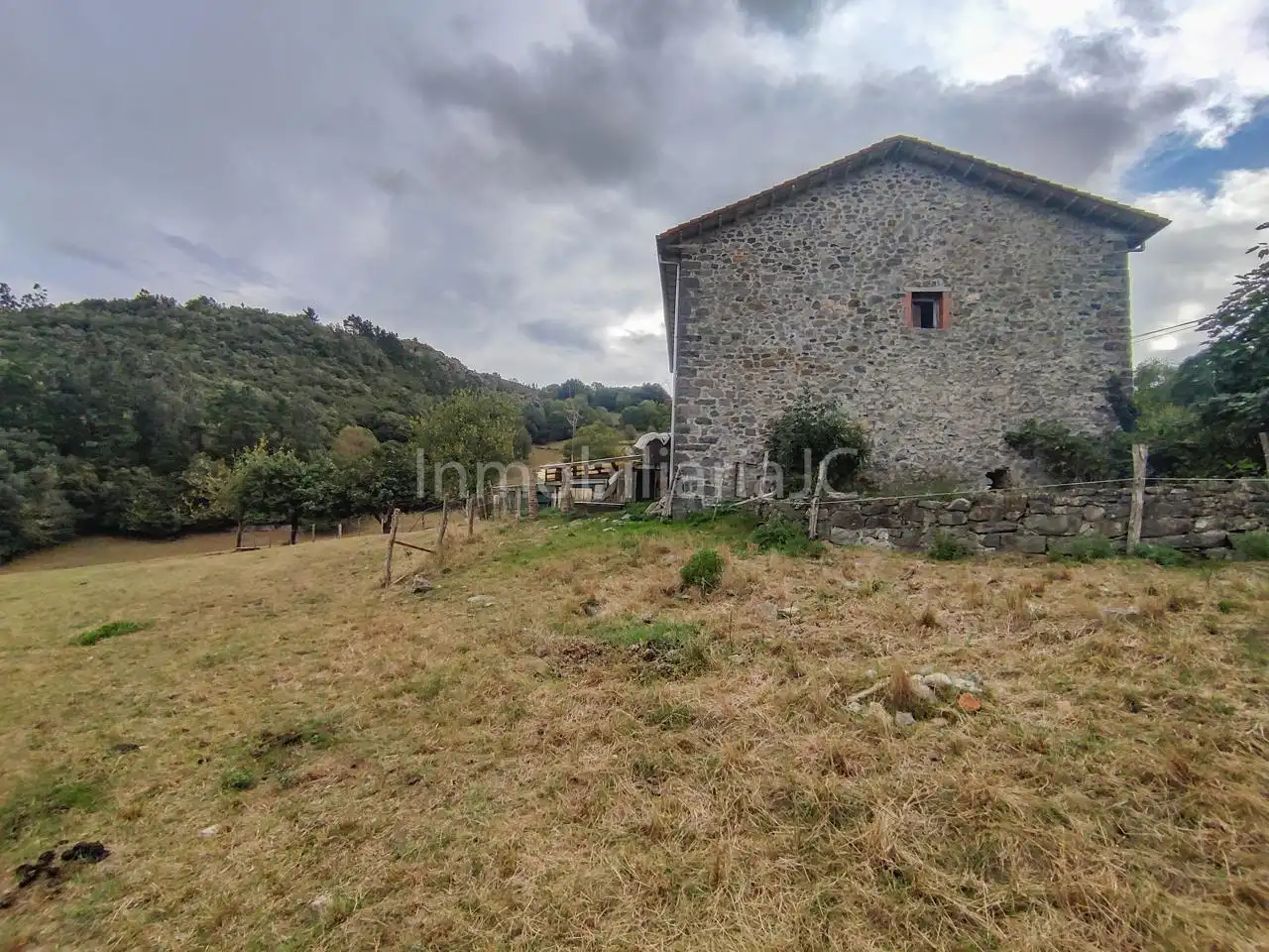 Casa rústica en venta en Ramales de la Victoria, imagen 2