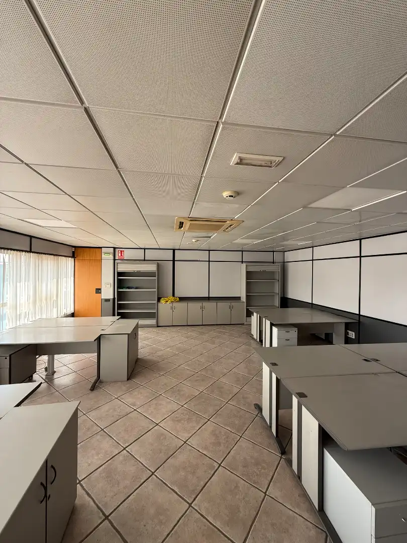 Büro mit Aufzug zur Miete in Avinguda de Barcelona 39A, imagen 3