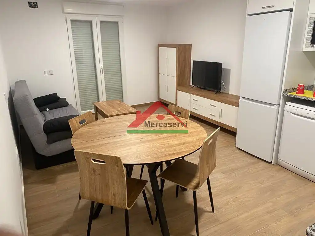 Flat for rent in SAN ANTONIO, 29, Casco Urbano