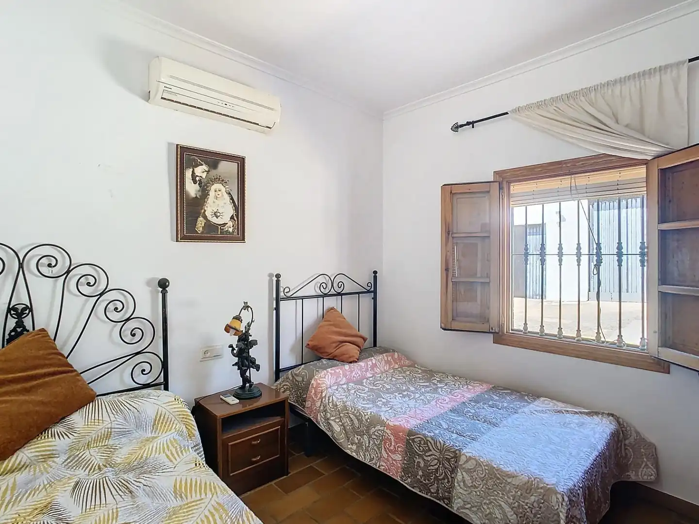 Bedroom of Houses for sale in Adamuz  with Air Conditioner, Heating and Private garden