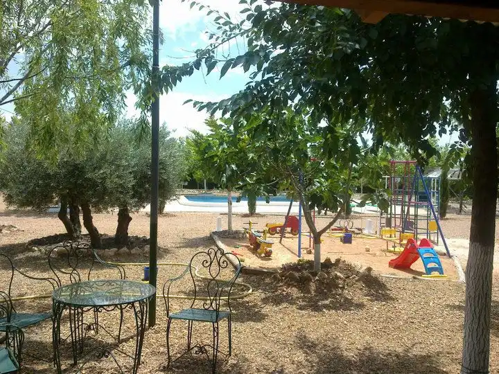 Jardín de Casa o chalet en venta en Villarrubia de los Ojos con Aire acondicionado, Calefacción y Jardín privado