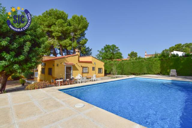 Casa-chalet en Venta en Pedralba - UR LES MALLAES, 37 en Pedralba