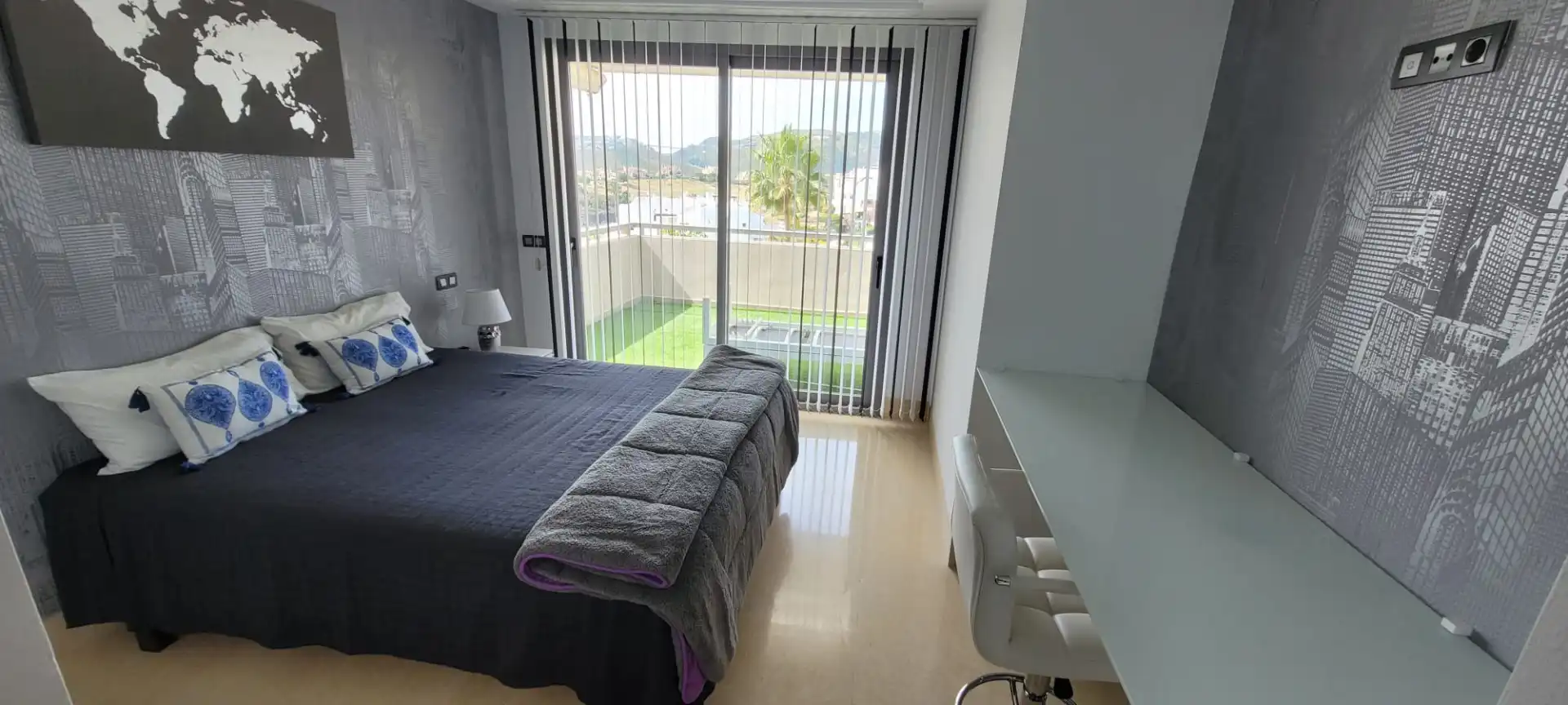 Apartament amb piscina en venda a Benahavís pueblo, imagen 12