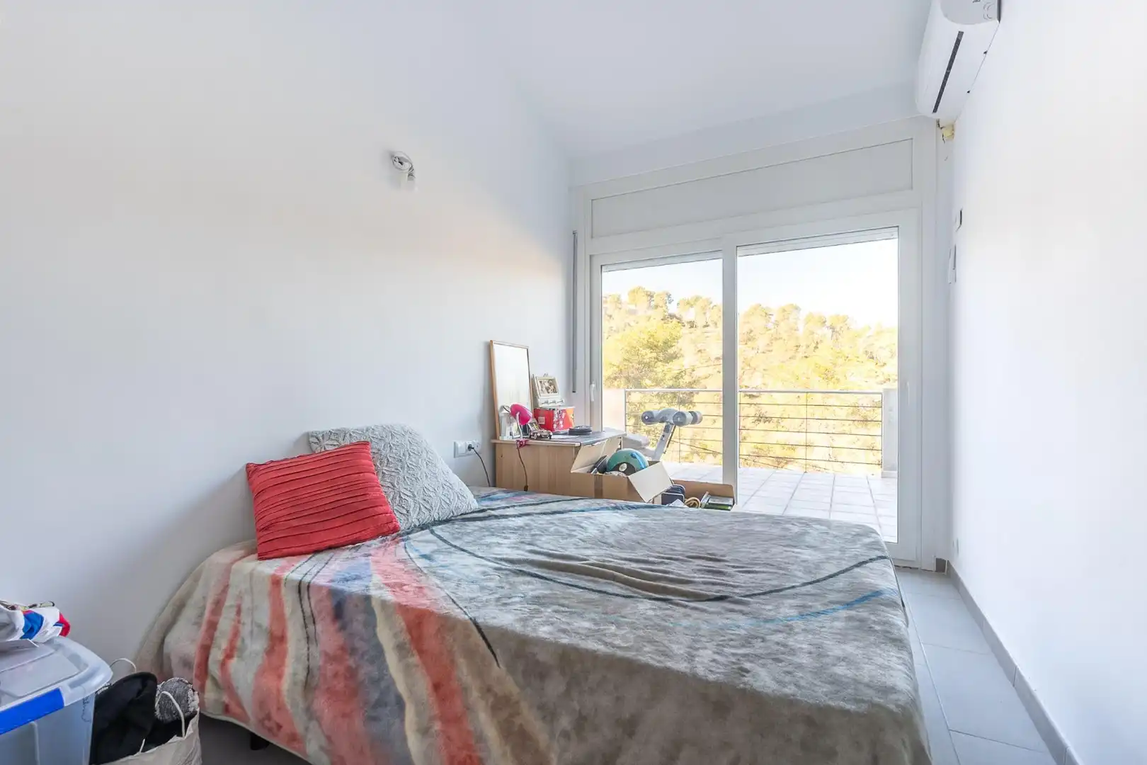 Bedroom of Houses for sale in Canyelles  with Air Conditioner, Heating and Private garden