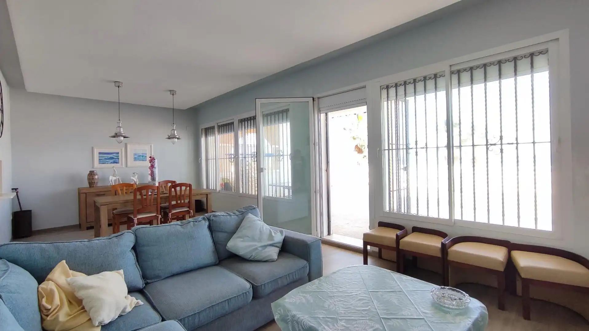 Living room of Houses for sale in Miramar  with Air Conditioner and Terrace