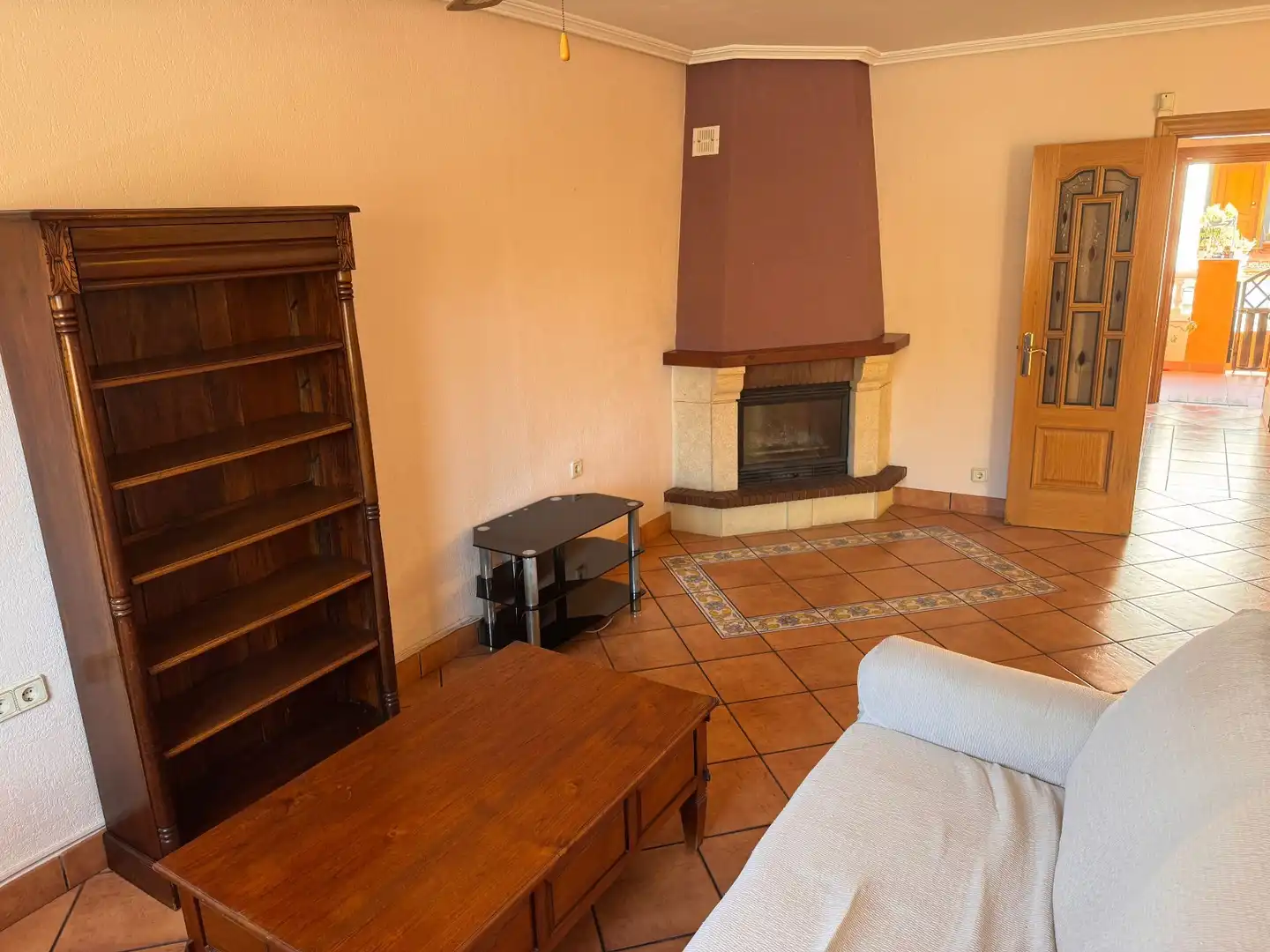 Sala d'estar de Casa adosada en venda en Roquetas de Mar amb Aire condicionat, Terrassa i Traster
