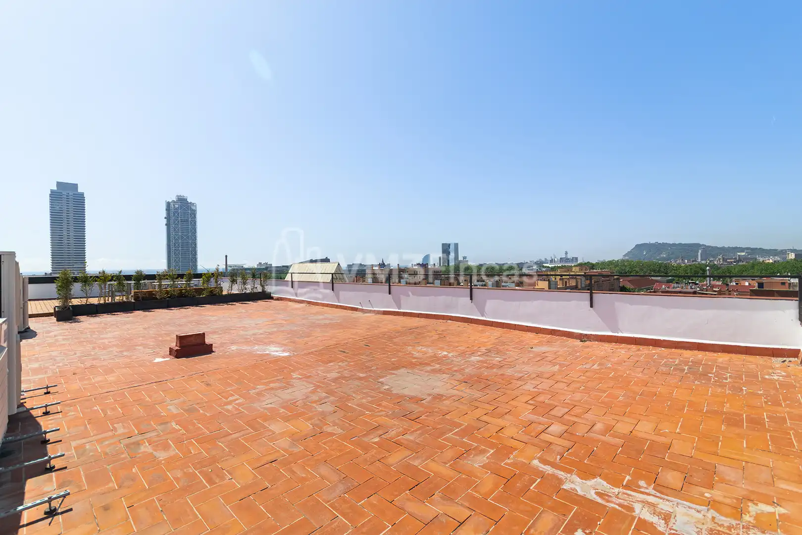 Terrasse von Geschaftsraum zur Miete in Barcelona mit Klimaanlage, Heizung und Terrasse