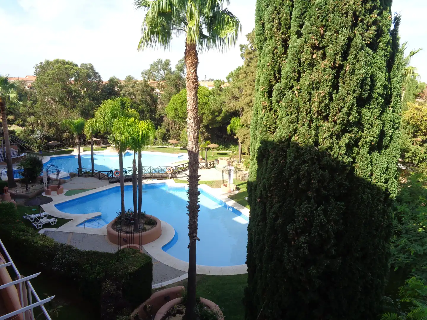 Piscina de Casa adosada en venda en Islantilla amb Terrassa, Traster i Piscina comunitària