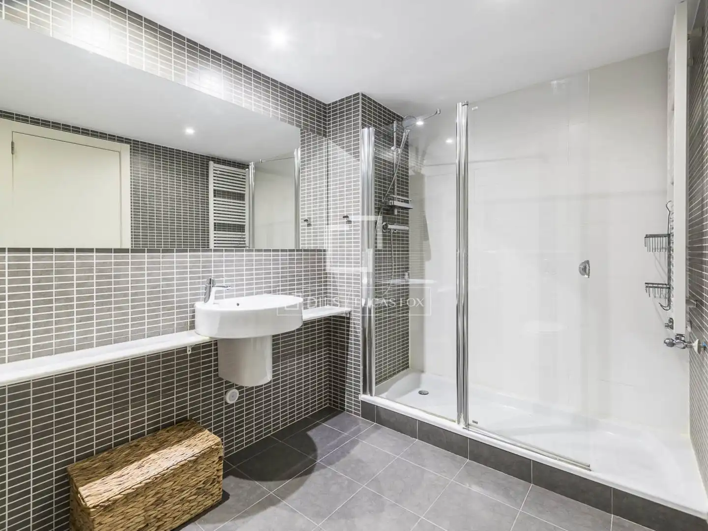 Piso con terraza en venta en Ciutat Vella, imagen 34
