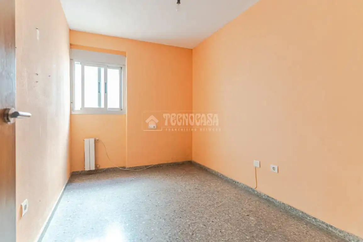 Bedroom of Flat for sale in Granada