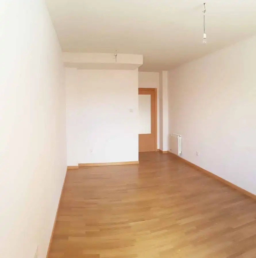 Bedroom of Apartments for sale in Tordesillas  with Heating, Parquet flooring and Storage room