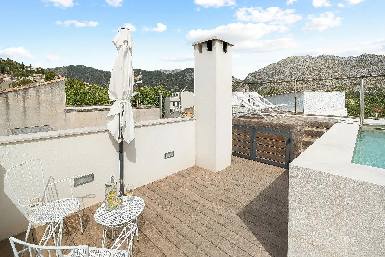 Terrace of Detached homes for sale in Pollença  with Air Conditioner, Heating and Parquet flooring