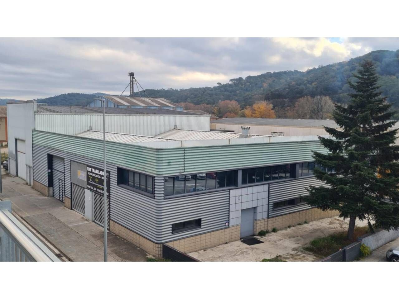 Vista exterior de Terreny industrial en venda en Sant Celoni