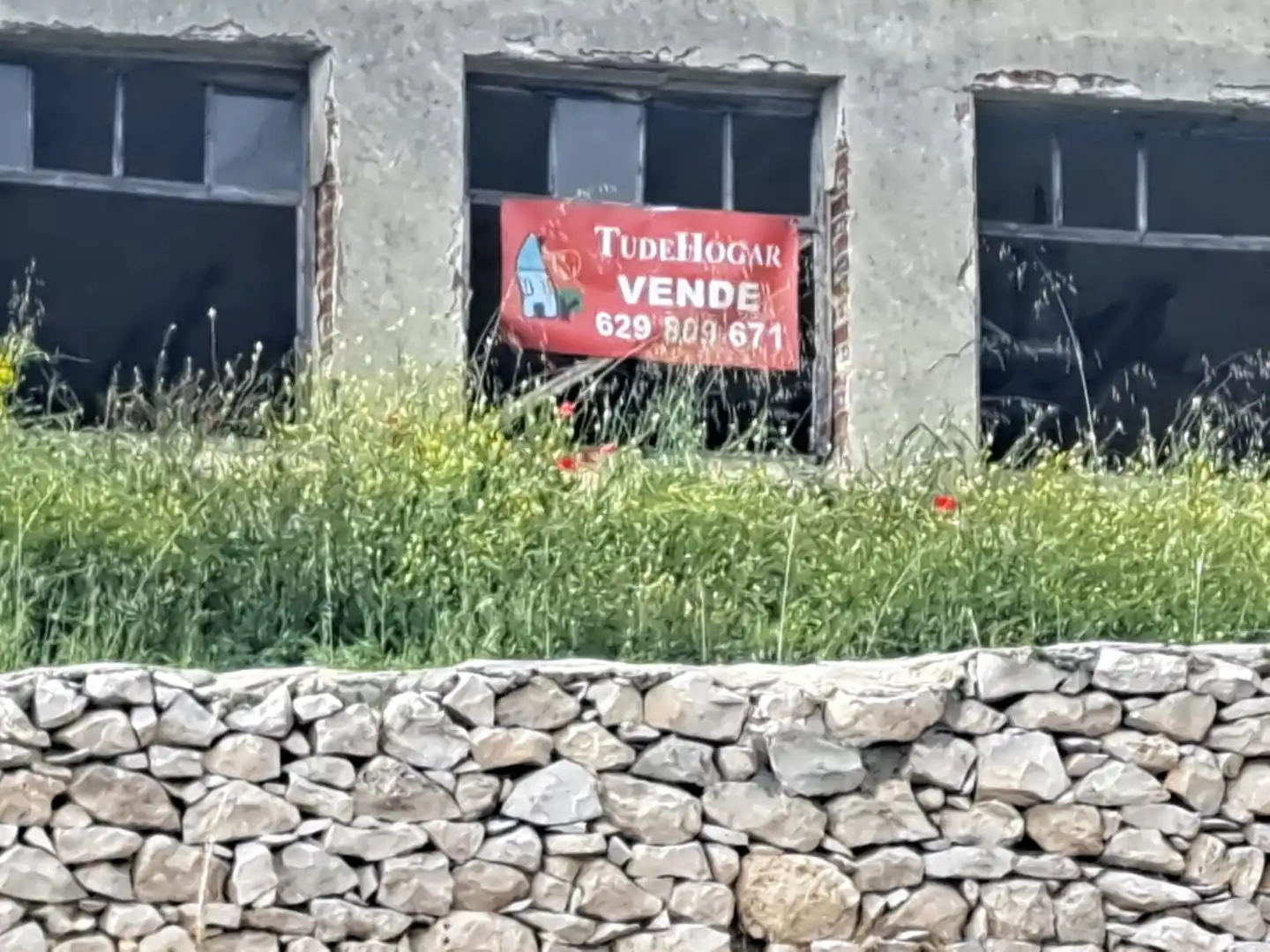 Außenansicht von Residential zum Verkauf in Montemayor de Pililla
