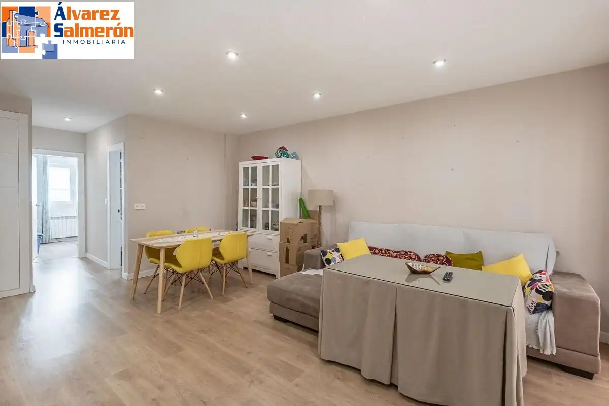 Bedroom of Flat for sale in Granada