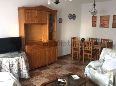 Adosado con balcón en venta en Carboneras