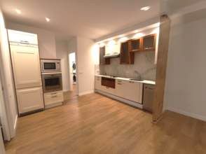 Kitchen of Flat for rent in Gijón   with Heating, Parquet flooring and Pets allowed