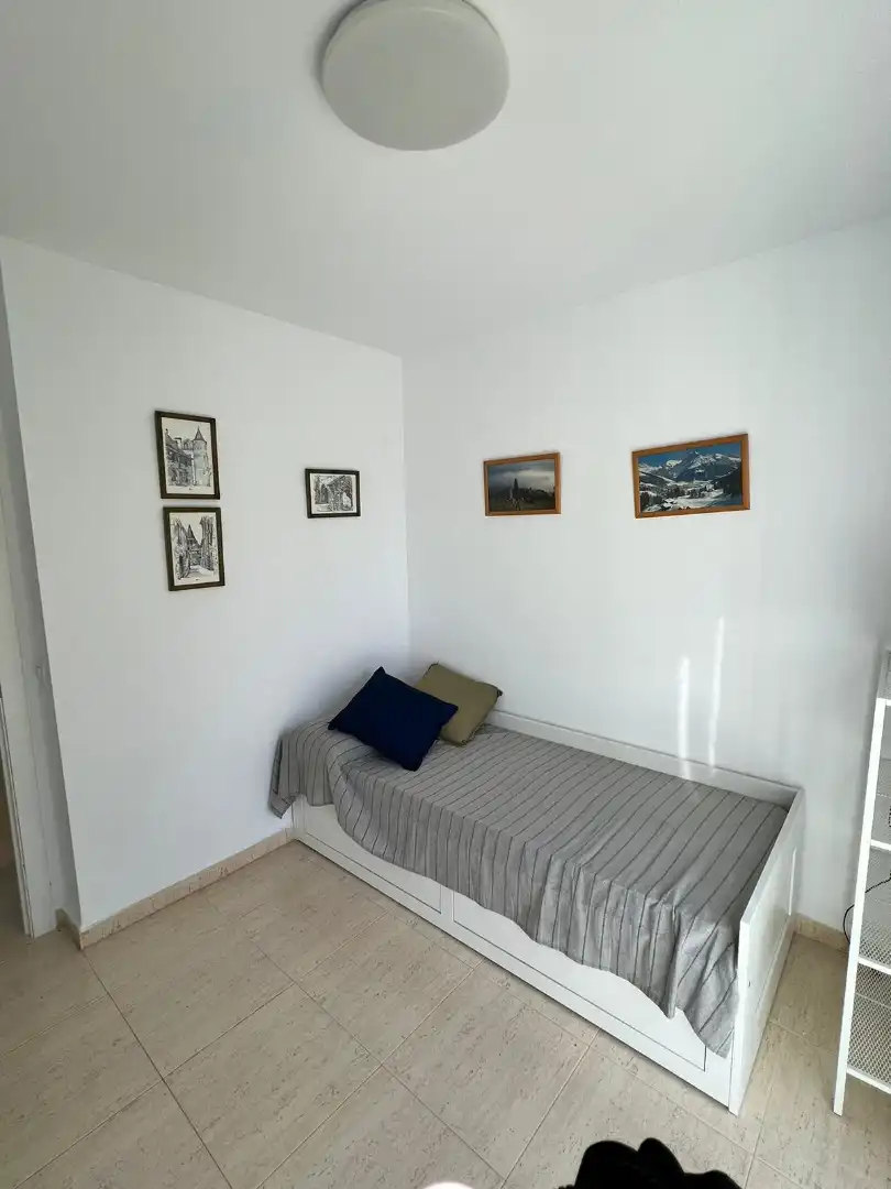 Schlafzimmer von Wohnungen zum Verkauf in Mont-roig del Camp mit Klimaanlage, Terrasse und Ofen