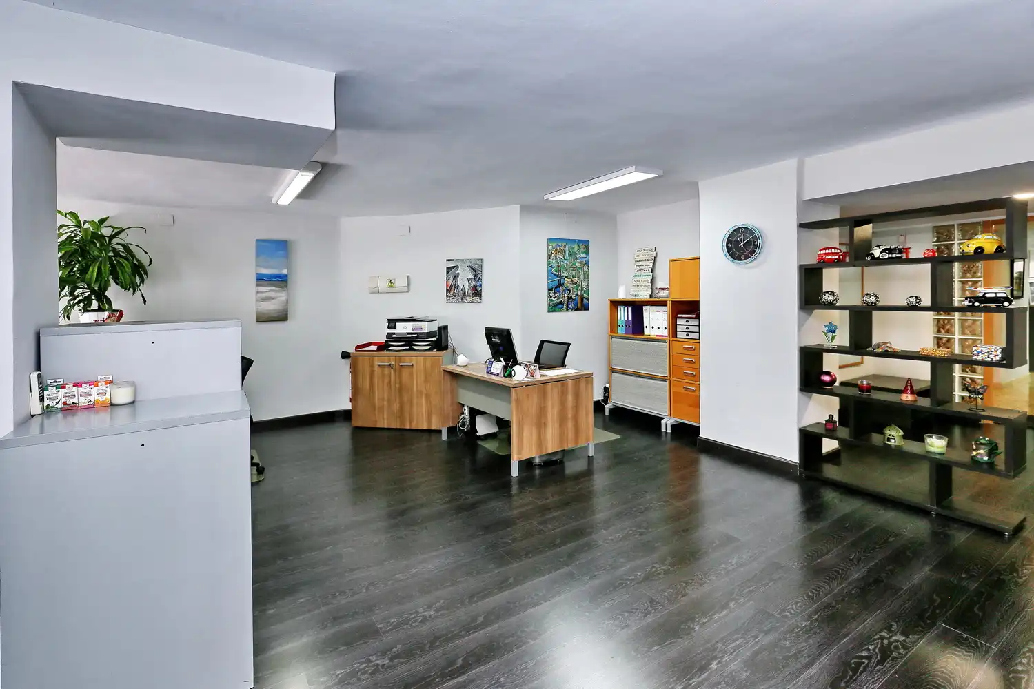 Local comercial en venda a Nou Barris, imagen 2