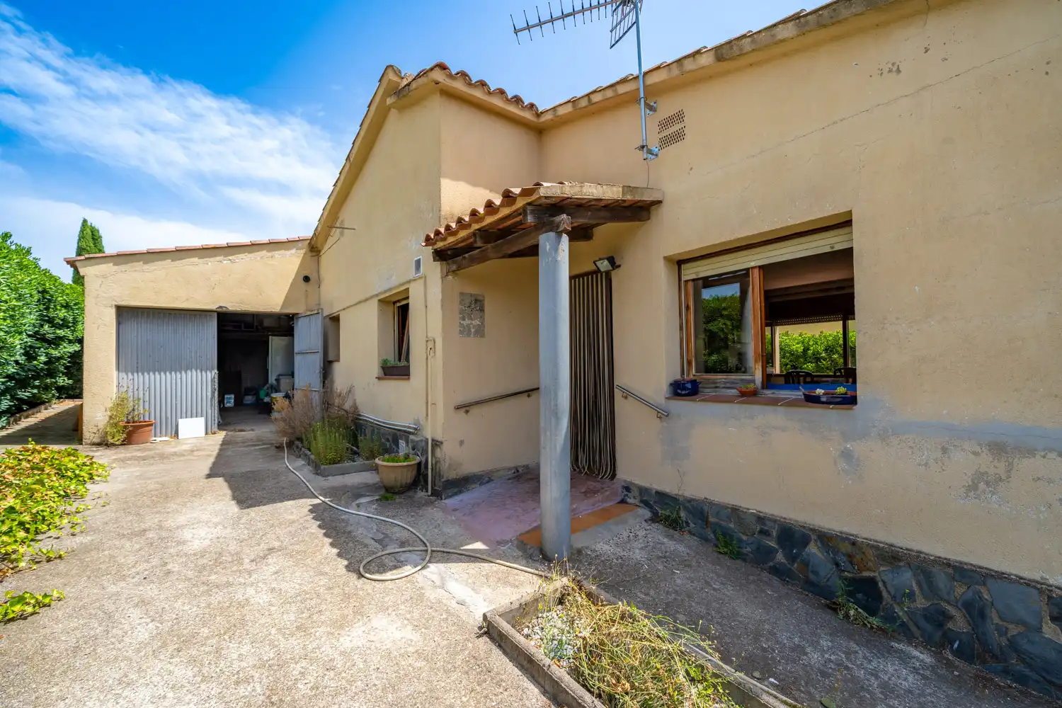 Vista exterior de Casa o chalet en venta en Sils con Calefacción