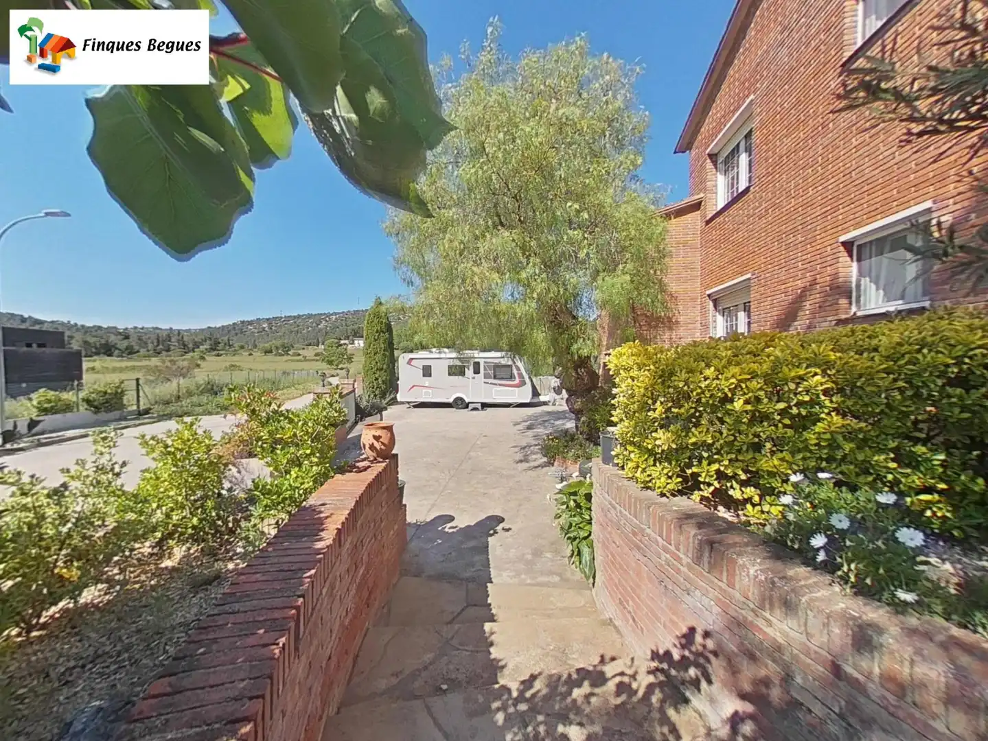 Vista exterior de Casa o chalet en venta en Begues con Calefacción, Jardín privado y Trastero