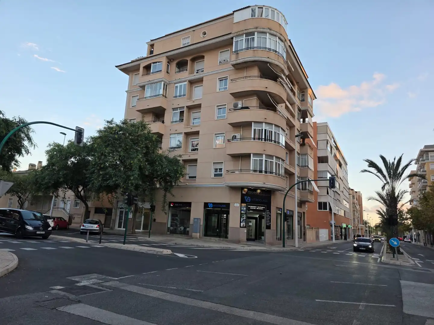 Pis amb ascensor en venda a Carrer Josep Joaquim Landerer, imagen 3
