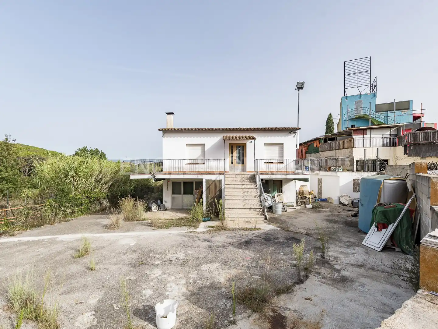 Vista exterior de Casa o xalet en venda en Tordera amb Calefacció, Terrassa i Traster