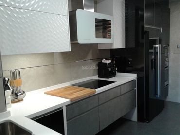 Wohnung mit Aufzug zum Verkauf in Avenida Juan Carlos I 38