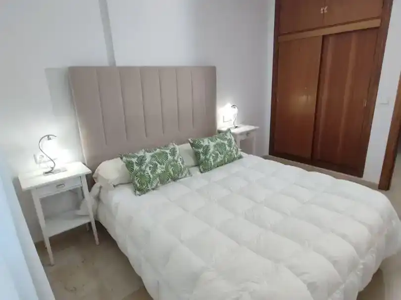 Bedroom of Flat for sale in Mijas