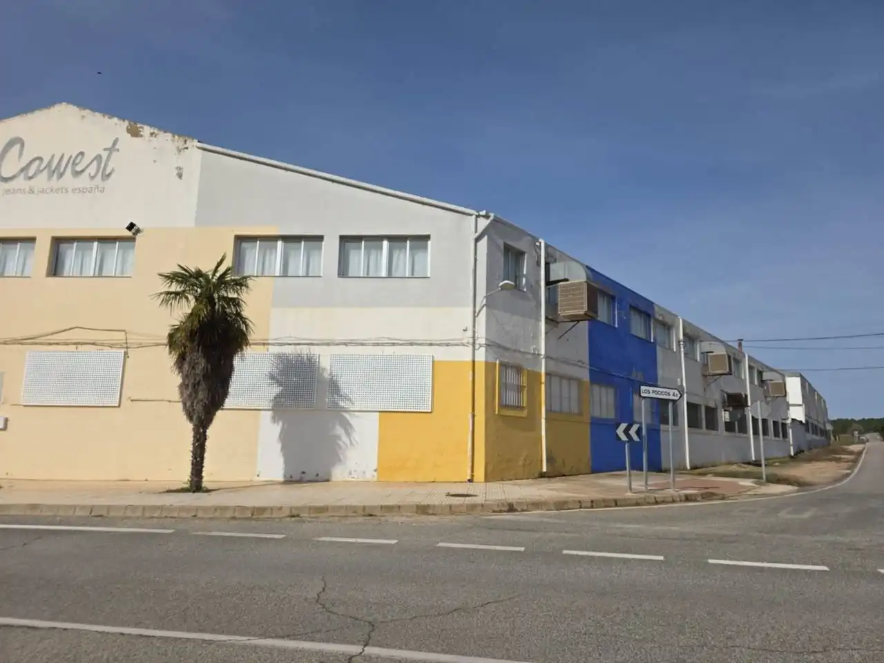 Vista exterior de Nave industrial en venta en Pozohondo