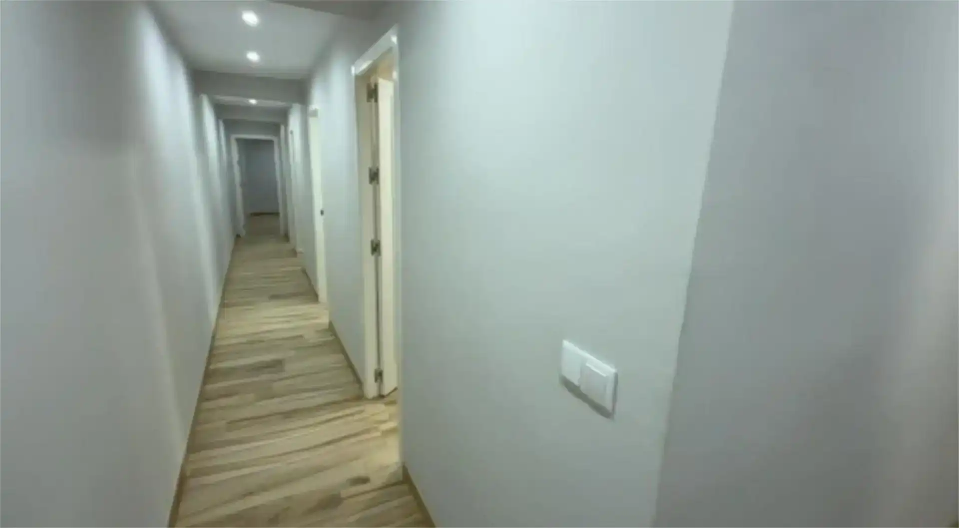 Flat for sale in Elda  with Air Conditioner and Balcony