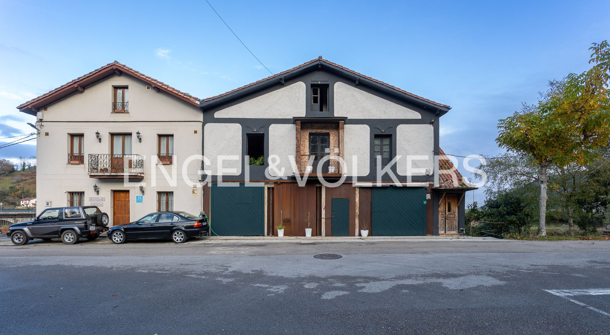 Exterior view of Single-family semi-detached for sale in Val de San Vicente   with Heating and Balcony