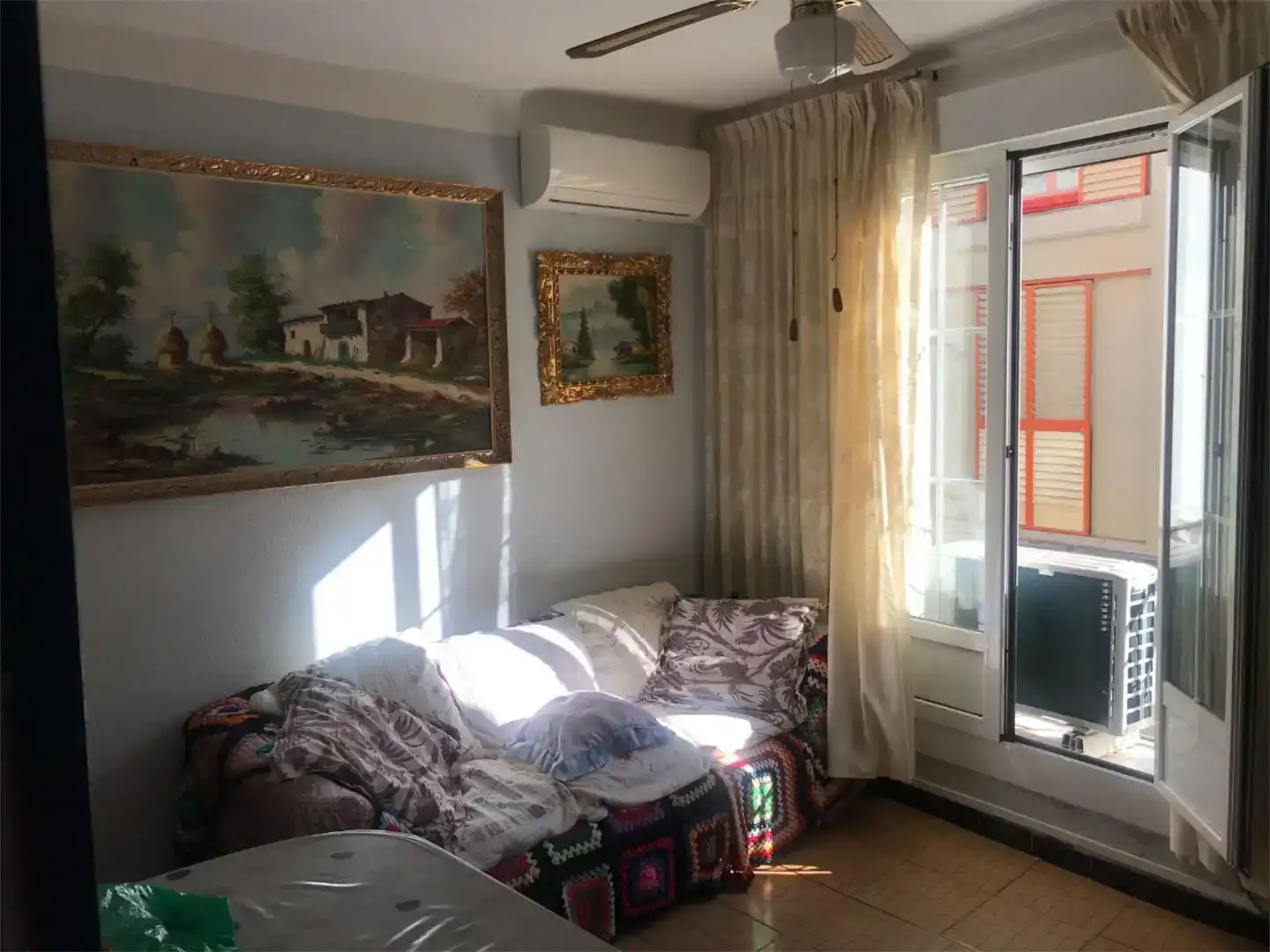 Schlafzimmer von Wohnung zum Verkauf in  Zaragoza Capital mit Klimaanlage und Balkon
