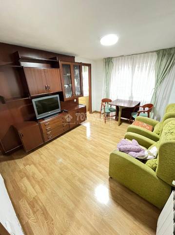 Piso en Venta en Valdezarza