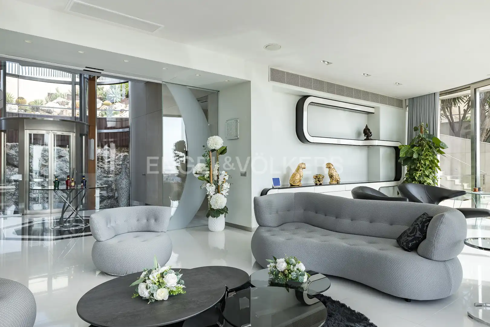 Sala d'estar de Casa o xalet en venda en Sitges amb Aire condicionat, Calefacció i Jardí privat