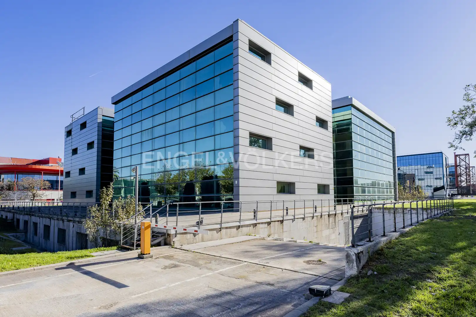 Office space with lift to rent in Zona Industrial, imagen 8