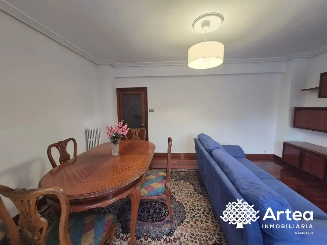 Dining room of Flat for rent in Bilbao   with Heating, Oven and Washing machine