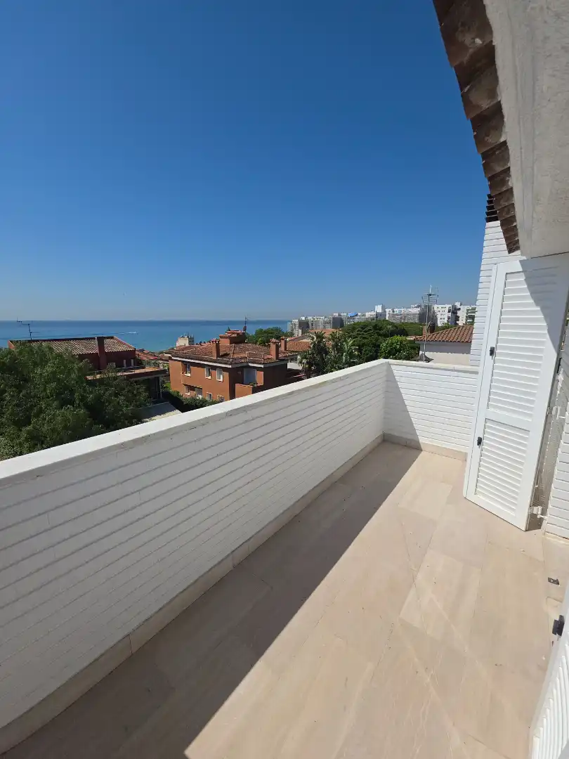 Terraza de Casa o chalet en venta en El Masnou con Calefacción, Jardín privado y Parquet