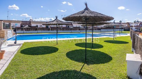 Foto 4 de Casa o xalet en venda a Las Almenas, Tomares