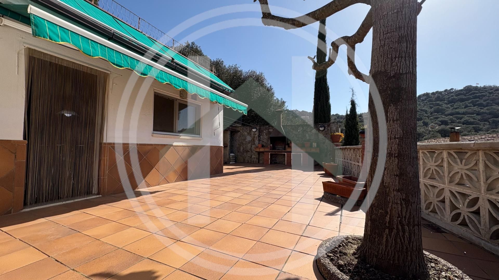 Terrassa de Casa o xalet en venda en Vilanova del Vallès amb Aire condicionat i Jardí privat