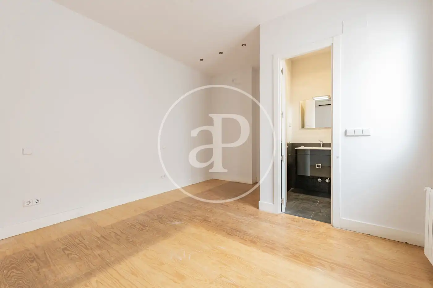Habitación de Ático en venta en Madrid con Aire acondicionado, Calefacción y Terraza
