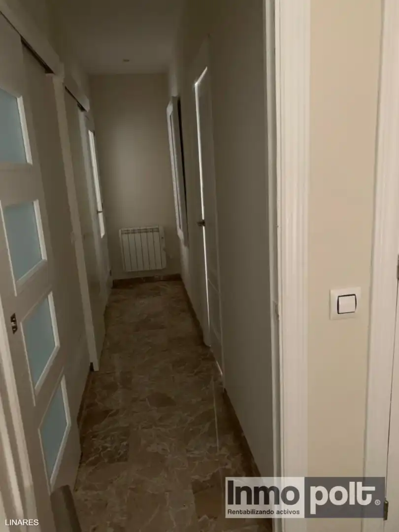 Piso de alquiler en Linares con Aire acondicionado, Calefacción y Terraza