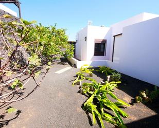 Exterior view of House or chalet for sale in Tías  with Air Conditioner and Terrace