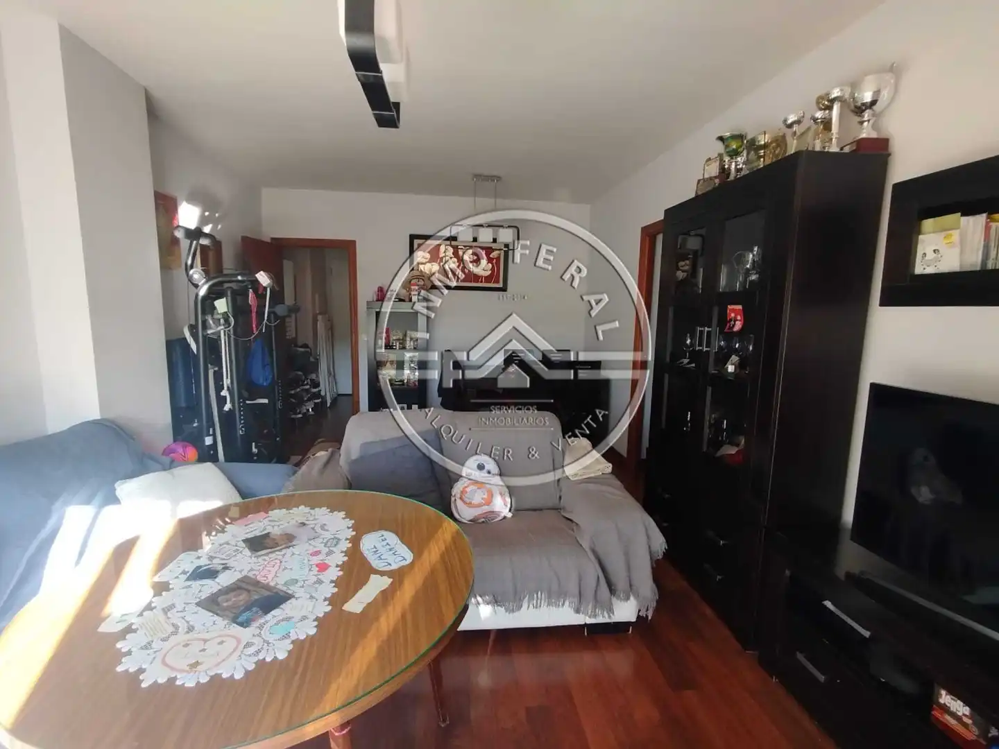 Living room of Flat for sale in Écija  with Air Conditioner, Heating and Parquet flooring