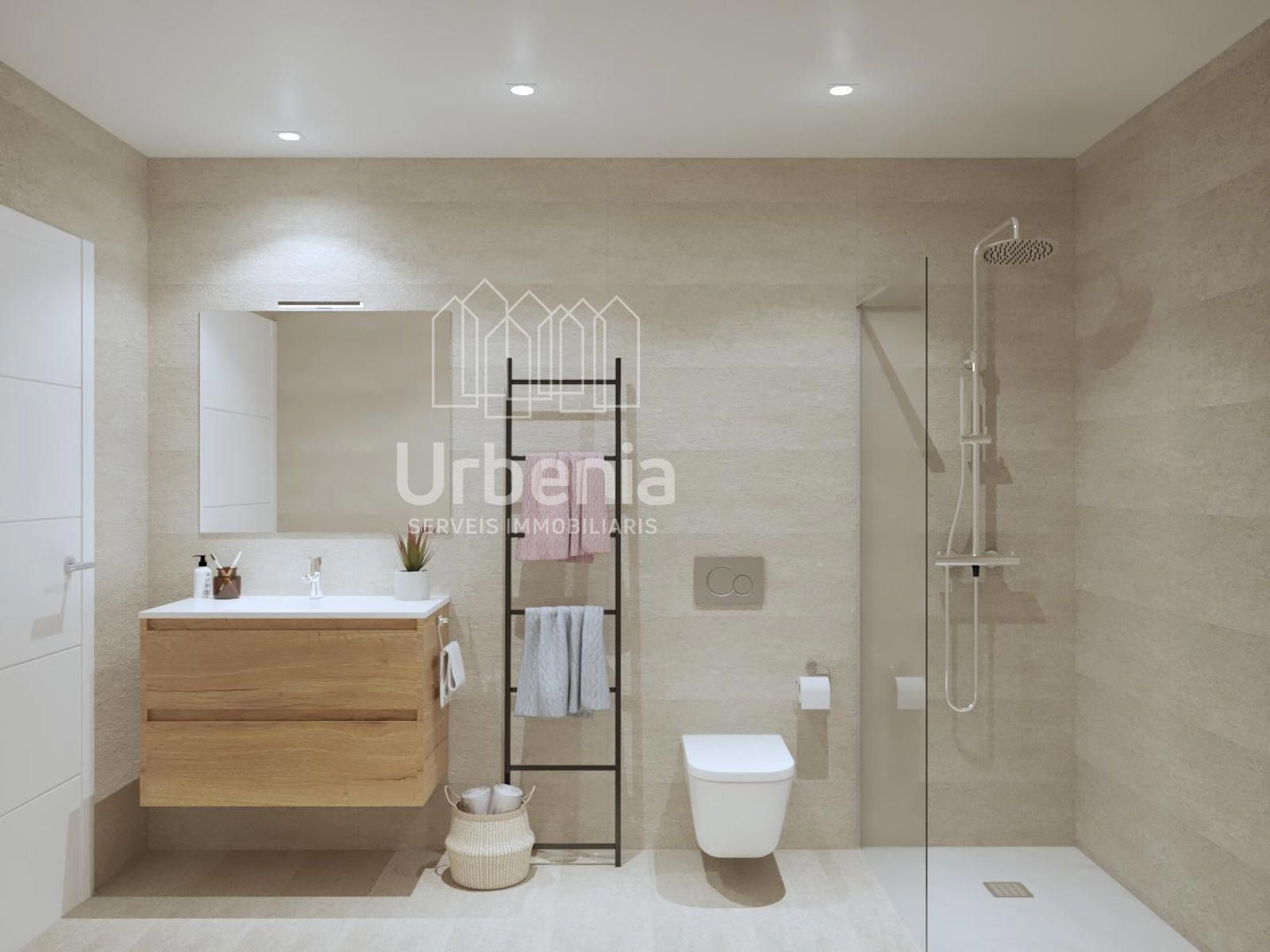 Bany de Pis en venda en La Roca del Vallès amb Calefacció