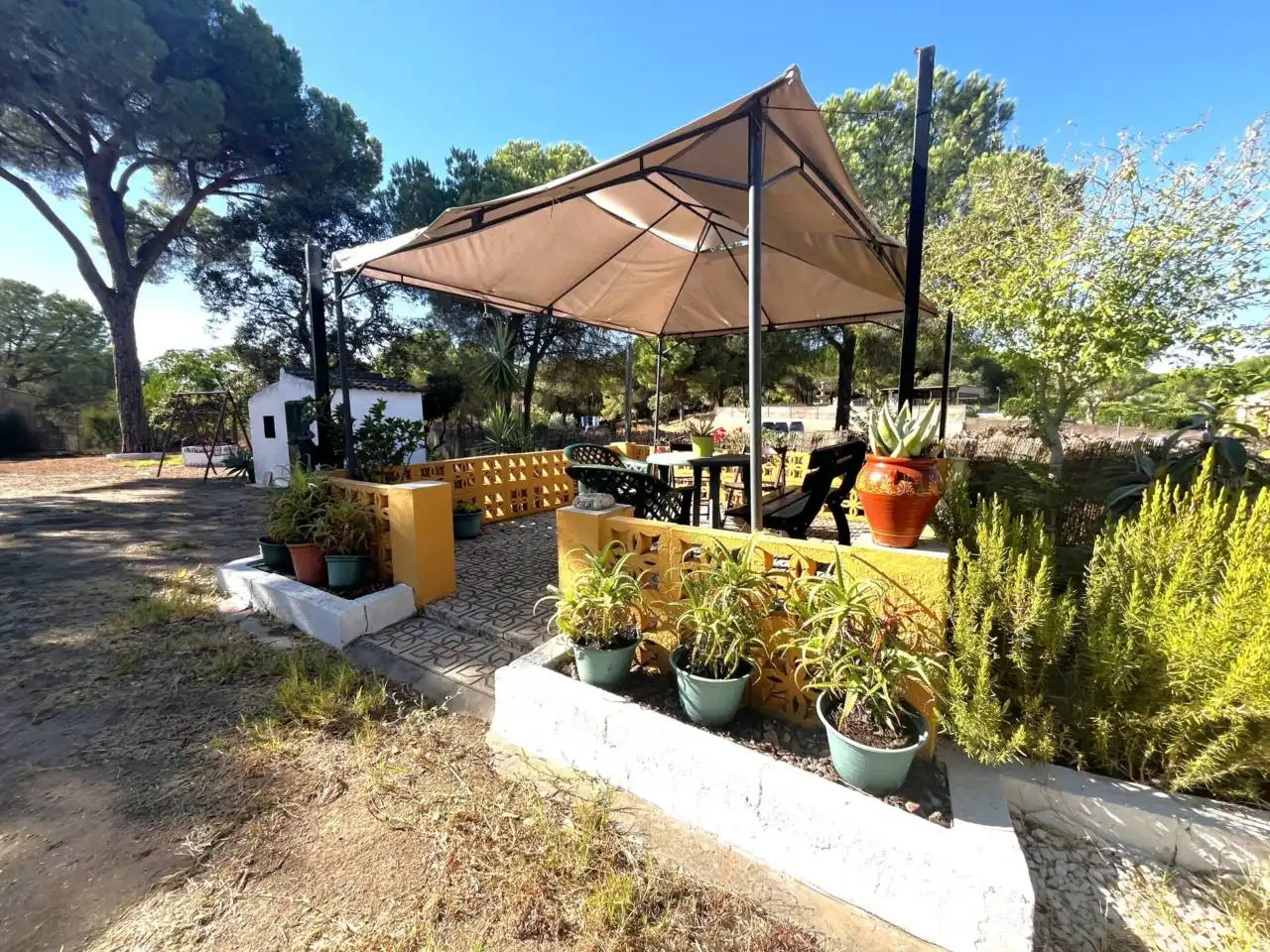 Jardín de Casa o chalet en venta en Valverde del Camino con Jardín privado, Terraza y Amueblado