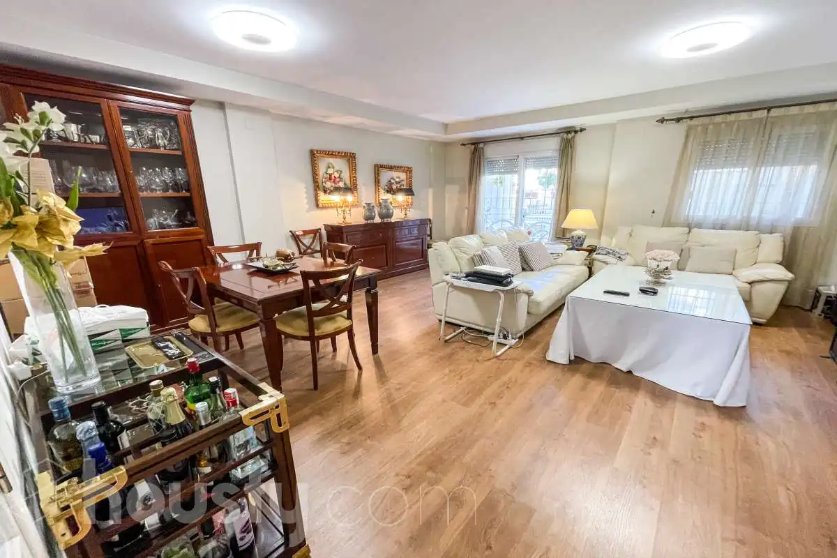 Casa o xalet en venda en Bormujos amb Aire condicionat, Jardí privat i Terrassa