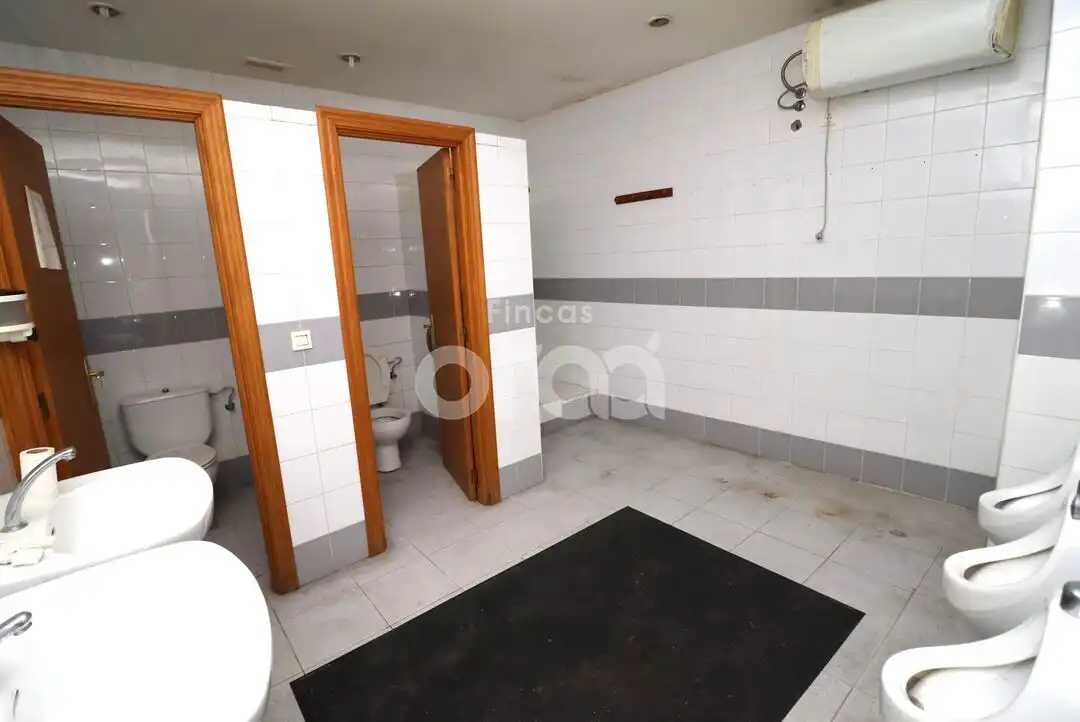 Bathroom of Commercial properties for sale in Santurtzi   with Furnished