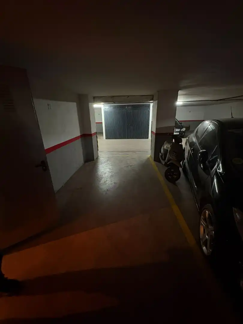 Garage zum Verkauf in Avenida Pedro de Mendoza y Luján, 41, Guadix